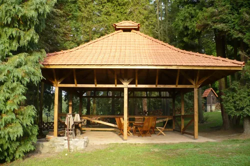17. galéria kép Fakos Asztalos