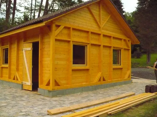 80. galéria kép Fakos Asztalos