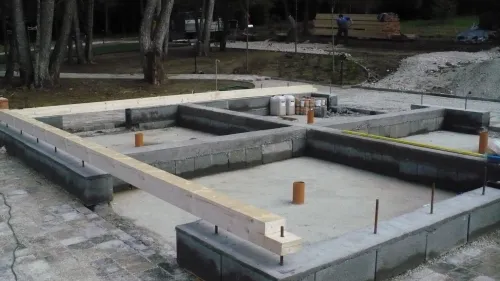 95. galéria kép Fakos Asztalos