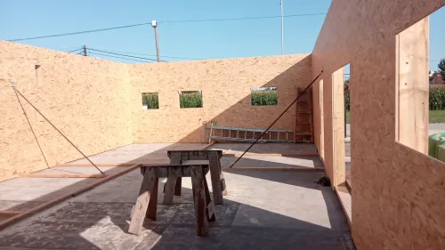 132. galéria kép Fakos Asztalos