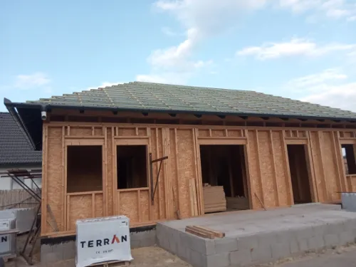 143. galéria kép Fakos Asztalos